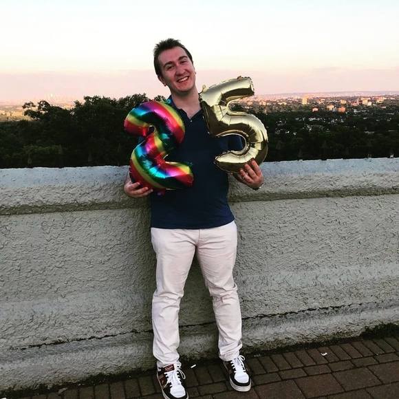 Meet your Posher, Brian - Picture 1 of 1